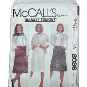 McCall's Sewing Pattern 8086 Cut-To-Fit Skirt Size 10 12 14  FF Uncut 1982